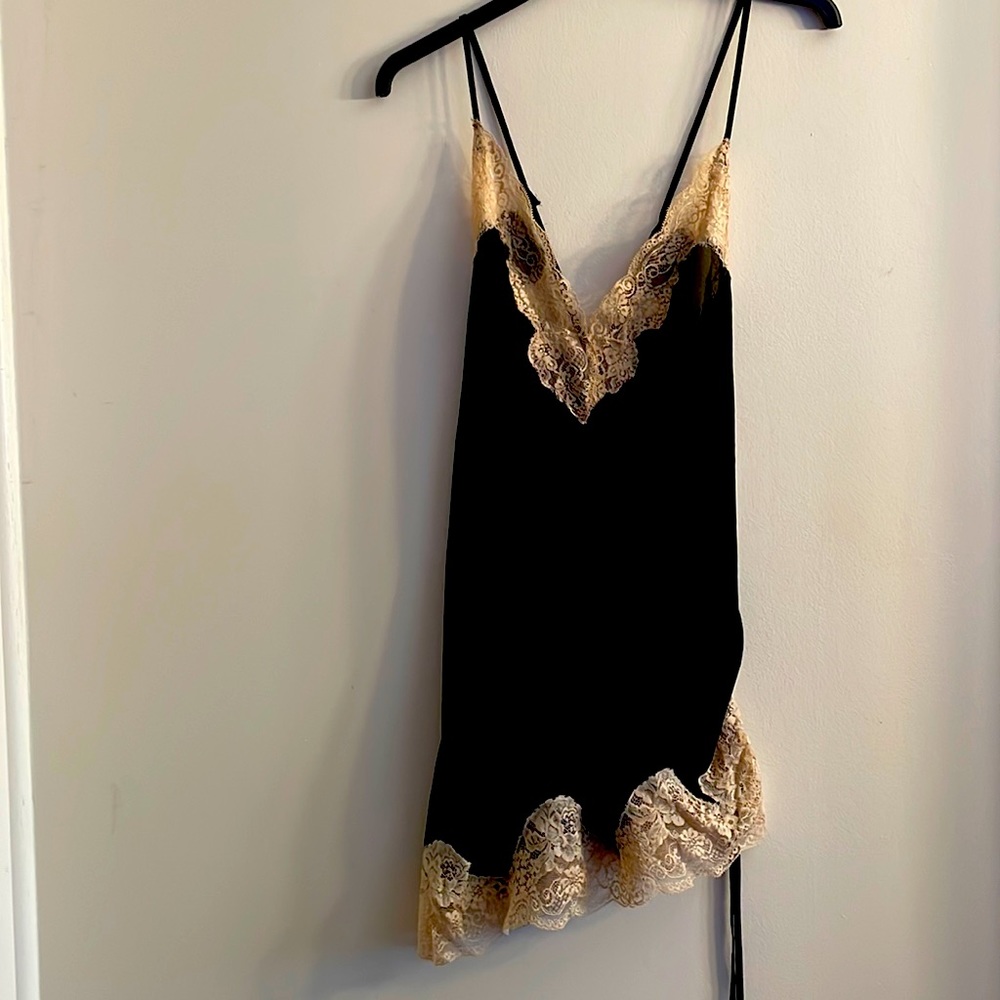 Women’s Chemise